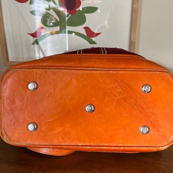 Nena & Co. Large Weekender Bag - Picture 5 of 7